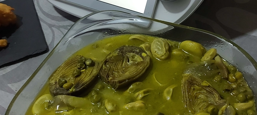 Guisantes con Habas Y Alcachofas