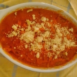 Hélices con tomate, berenjena y jamón